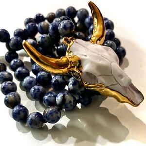 LONGHORN SKULL NECKLACE